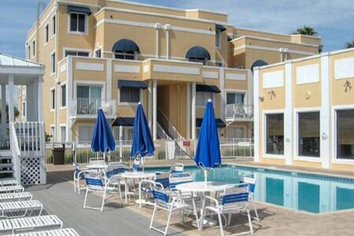 Patio Condo Poolside Mũi Canaveral Ngoại thất bức ảnh